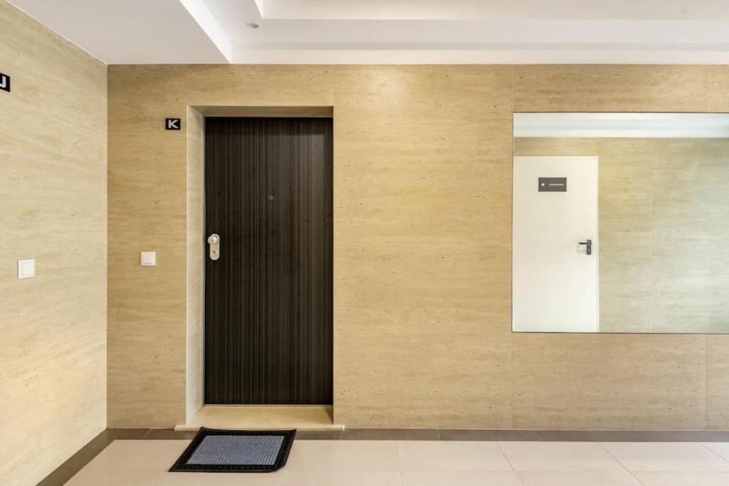 Luxury Poolside View Apartment Funchal  Extérieur photo